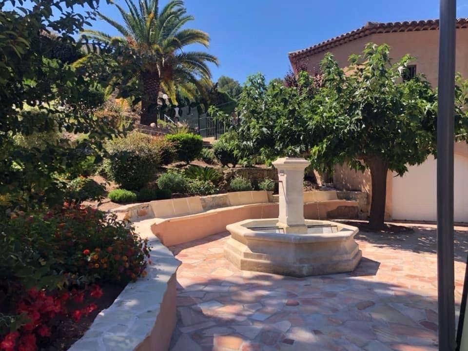 10 A 12 Pers Famille Amateurs Randonnee Boulouris Panorama Saint Raphael Tennis Piscine Partage Exterior photo