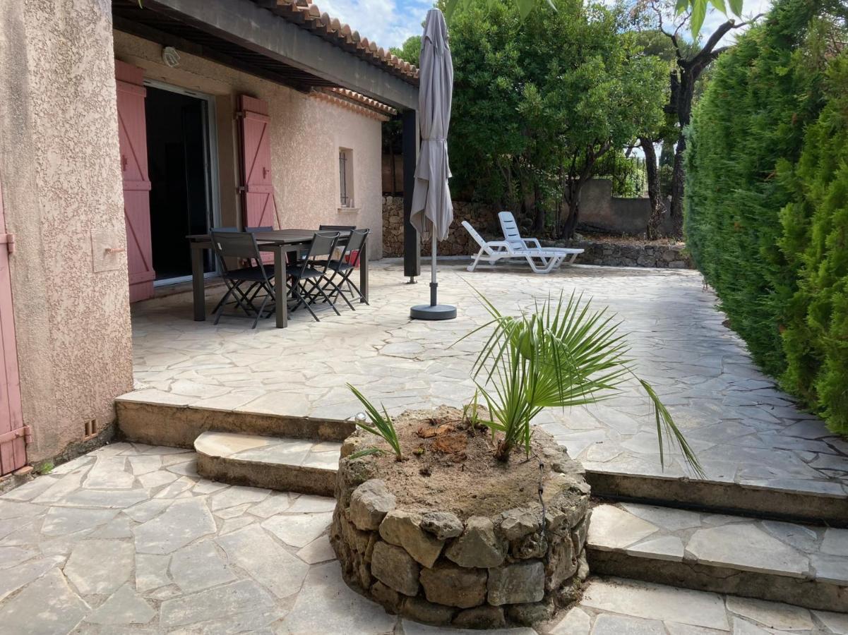 10 A 12 Pers Famille Amateurs Randonnee Boulouris Panorama Saint Raphael Tennis Piscine Partage Exterior photo